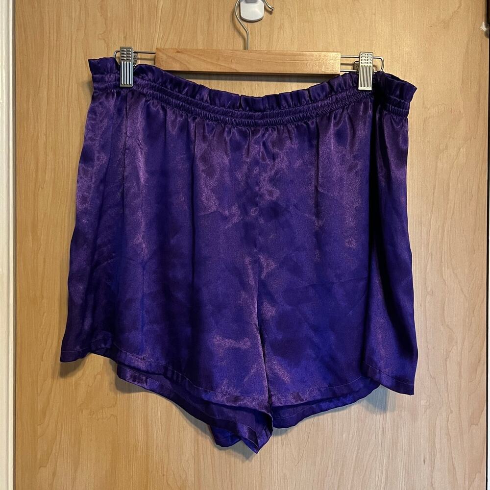 Victoria's Secret Gold Label Purple Satin Short Pajama Bottoms 90 Glam Girly Y2K